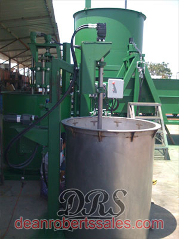 CUSTOM SAFETY SEAL BARREL MIXERS, TUB MIXERS, AND TURBO INTEGRATED MIXERS.