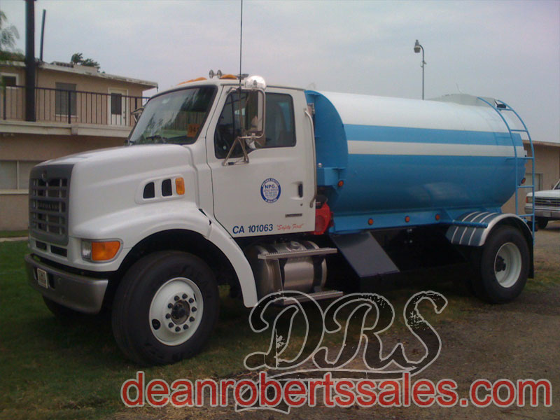 CUSTOM TRUCK MOUNTED SEAL COAT TANKS BY DEAN ROBERTS SALES 