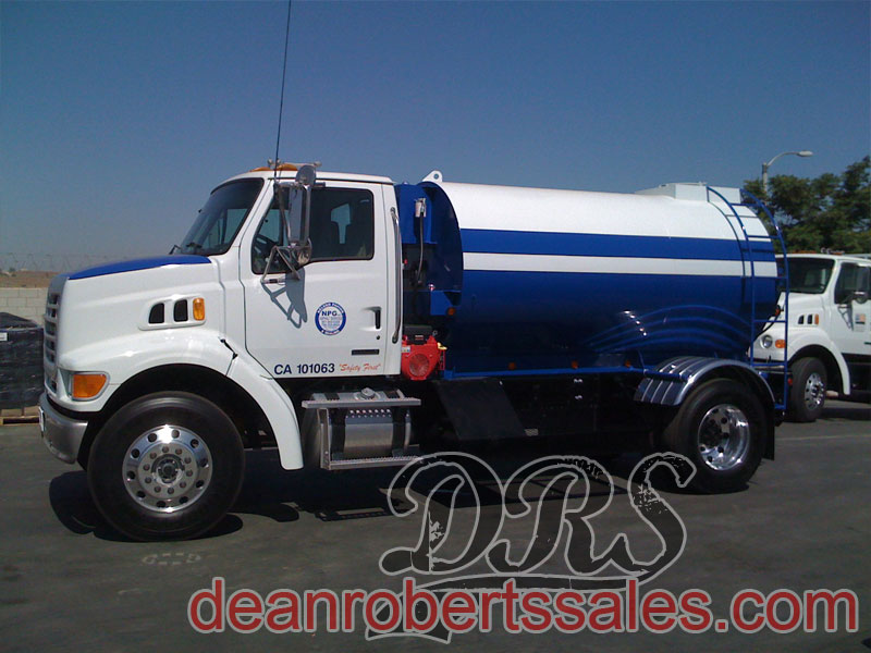 CUSTOM TRUCK MOUNTED SEAL COAT TANKS BY DEAN ROBERTS SALES 